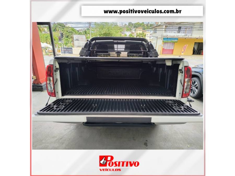 NISSAN - FRONTIER - 2016/2016 - Prata - R$ 113.500,00