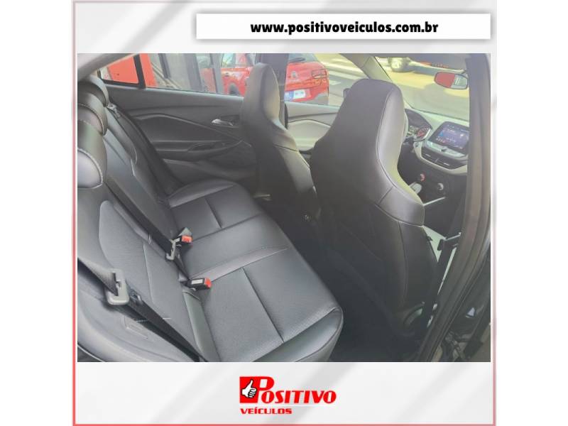 CHEVROLET - ONIX - 2023/2024 - Preta - R$ 99.500,00