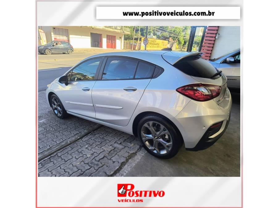 CHEVROLET - CRUZE - 2020/2020 - Prata - R$ 99.900,00