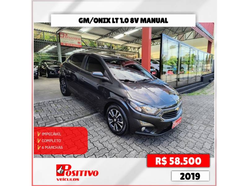 CHEVROLET - ONIX - 2018/2019 - Cinza - R$ 58.500,00